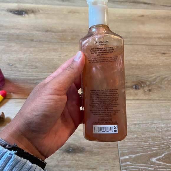 Lotion/soap/chapstick BUNDLE - Picture 10 of 11